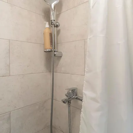 Botanica Free Parking * Βελιγράδι